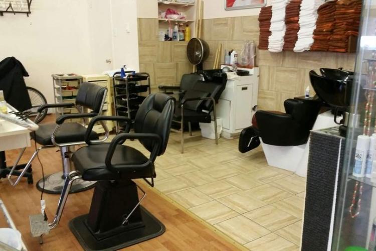 Salon de Coiffure à Vendre